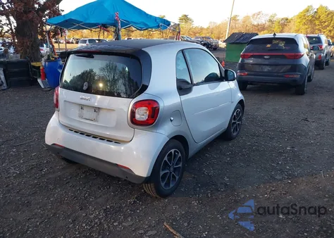 2016 Smart Fortwo Passion from USA, damaged, VIN WMEFJ5DA1GK061459